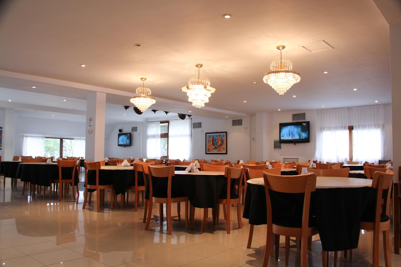 Hotel Arenas Pinamar Buitenkant foto